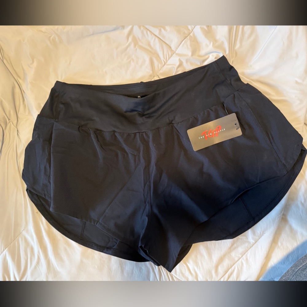 Women’s Gym People Black Shorts